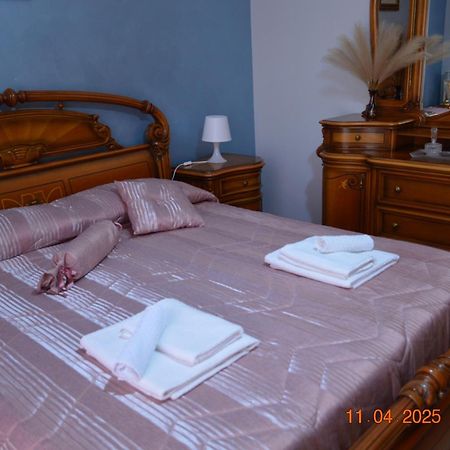 Ferienwohnung Al Cortile Del Pozzo Delia Exterior foto
