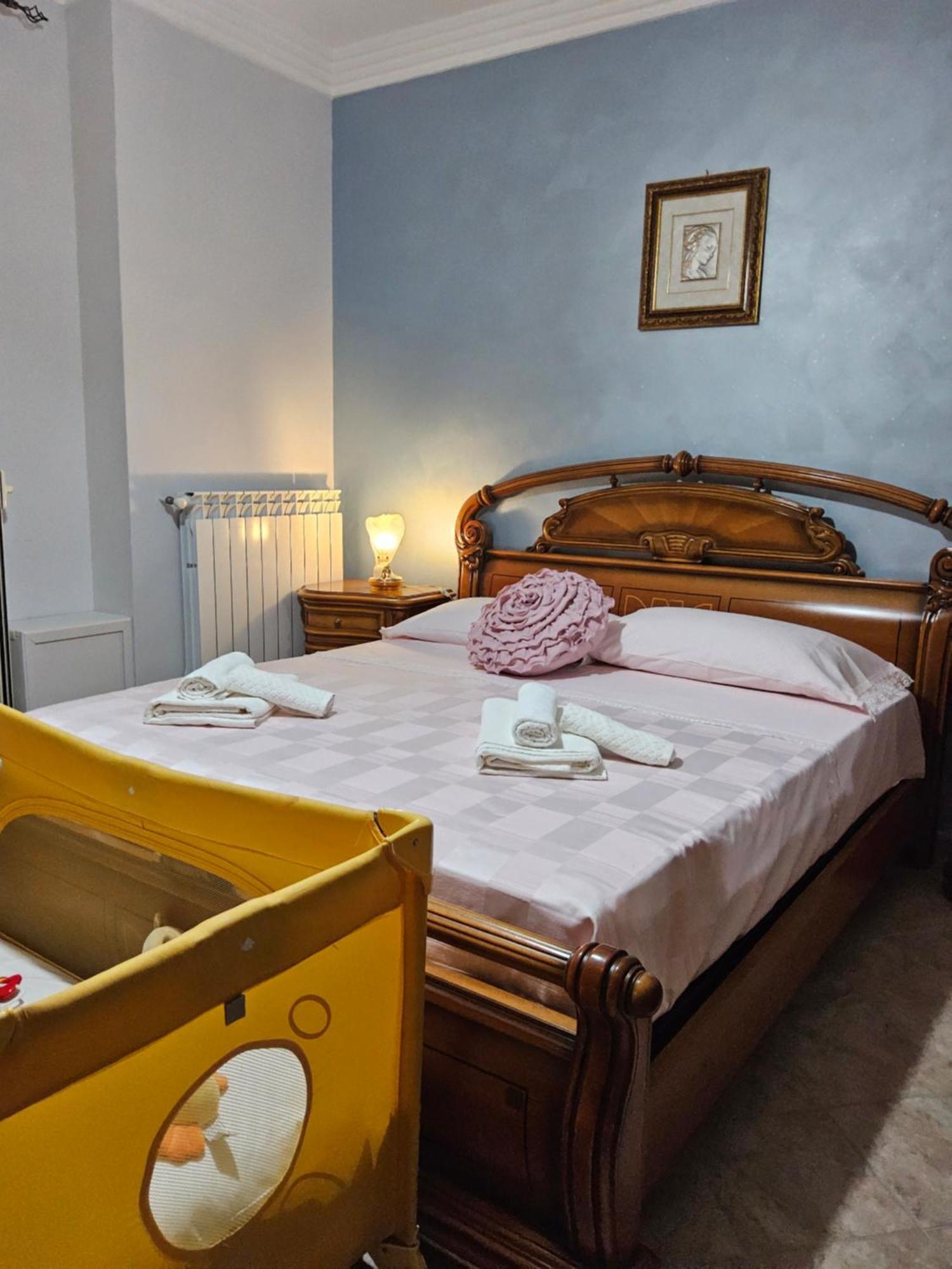 Ferienwohnung Al Cortile Del Pozzo Delia Exterior foto
