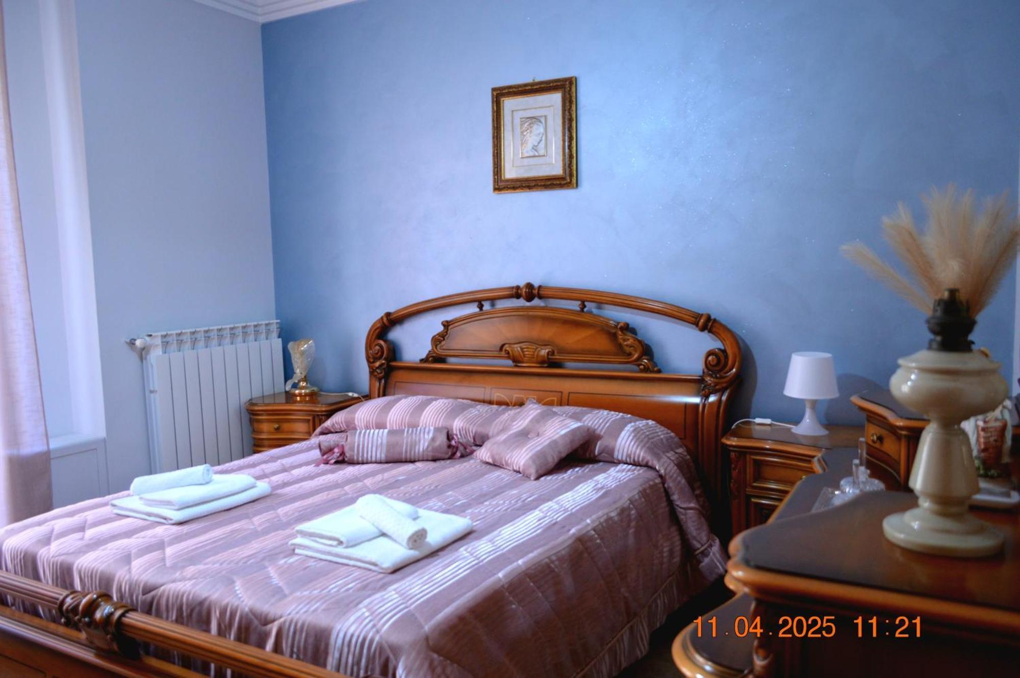 Ferienwohnung Al Cortile Del Pozzo Delia Exterior foto